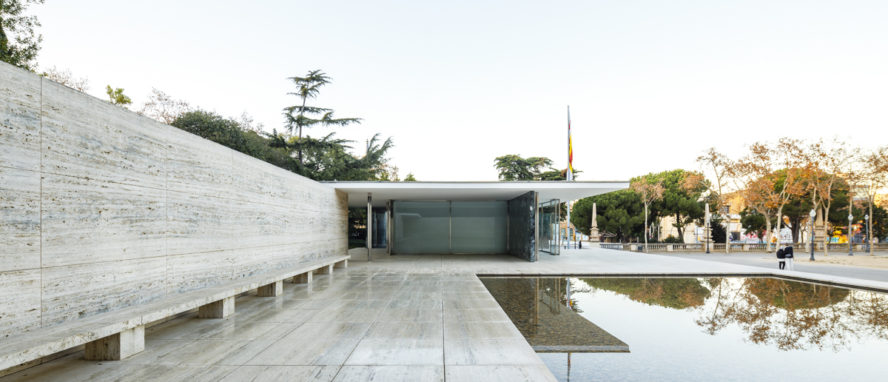 Mies van der Rohe Pavilion - Modernist architecture in Barcelona