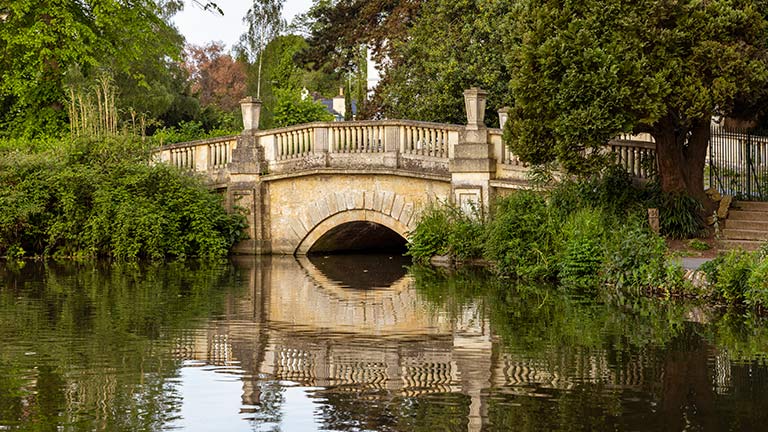 Cheltenham Regency architecture and spa town elegance